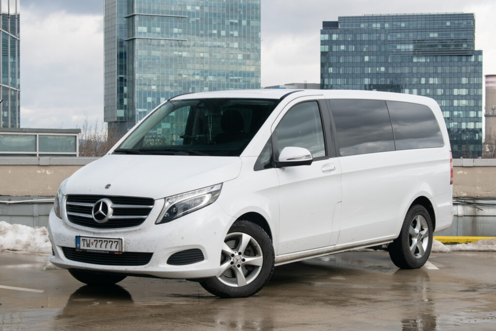 Mercedes-Benz V trieda V250d lang A/T 140kw 6 miestne AJ NA SPLÁTKY / PROTIÚČET