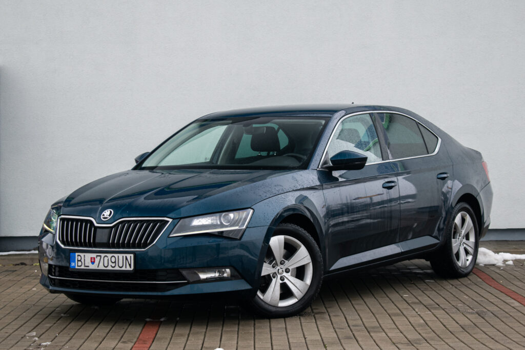 Škoda Superb 1.6 TDI 88kw DSG AJ NA SPLÁTKY / PROTIÚČET