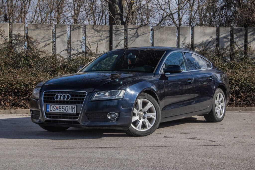 Audi A5 2.0 TSI AT8 / AJ NA SPLÁTKY / PROTIÚČET