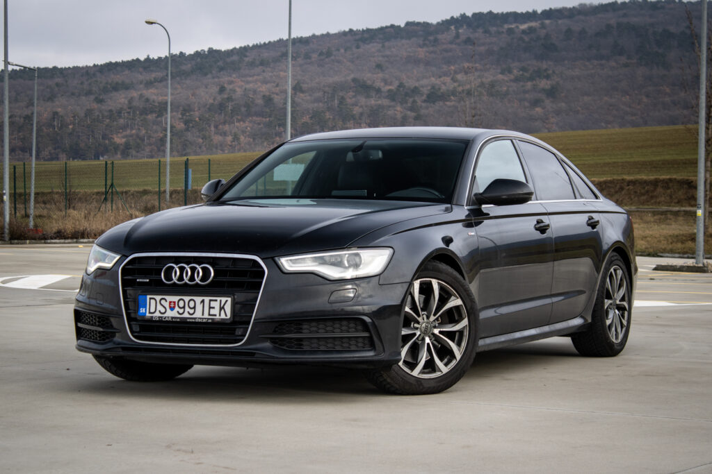 Audi A6 3.0TDI S-line quattro 180kw AT/7 2013 / AJ NA SPLÁTKY / PROTIÚČET