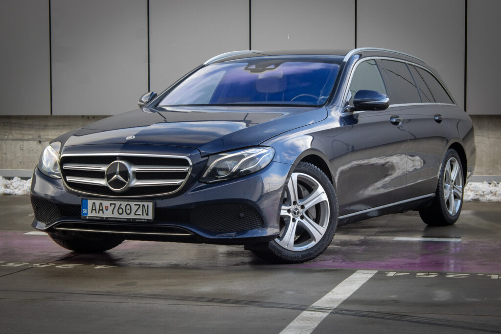 Mercedes-Benz E trieda Sedan E350d Avantgarde AT9