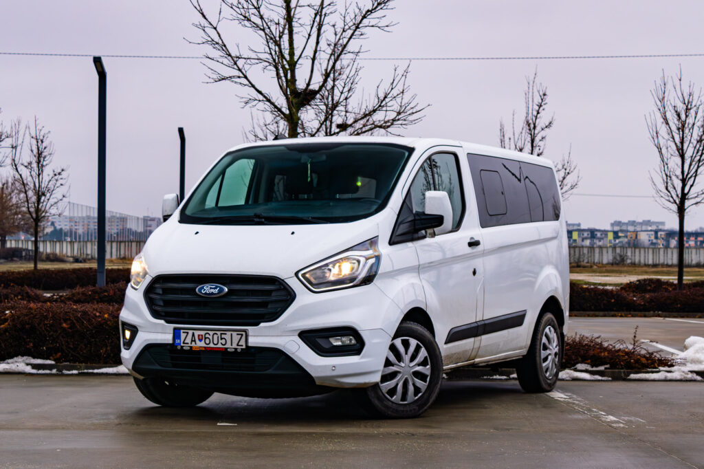 Ford Transit Custom 2.0 TDCi Worker 9 T320 79kW / 1. Majiteľ / Aj na splátky /