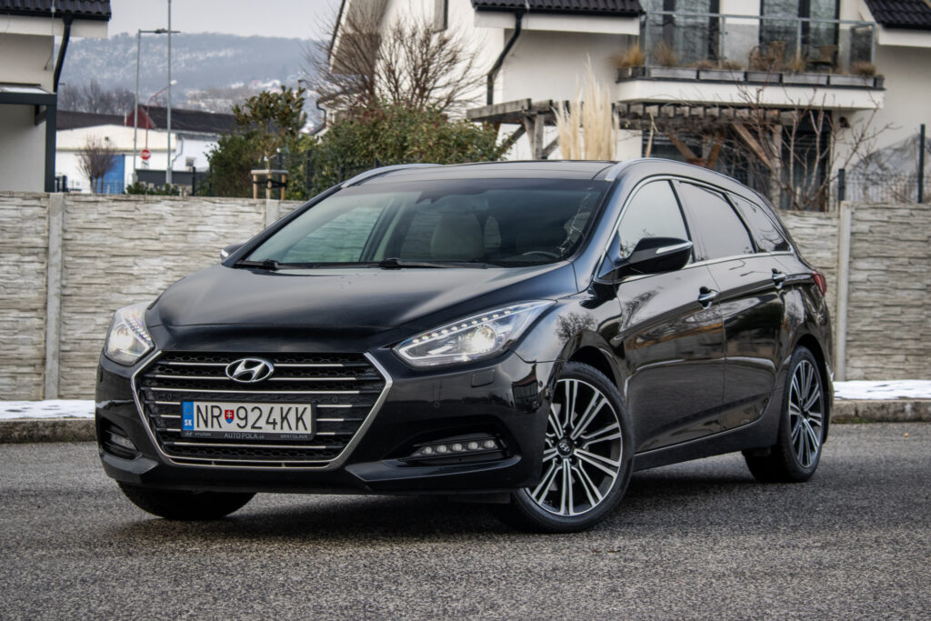 Hyundai i40 CW 1.7 CRDi 104kw AT/7 2017 / AJ NA SPLÁTKY / PROTIÚČET