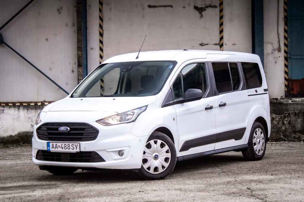 Ford Transit Connect 1.5 TDCi 74kw MT/6 WEBASTO 2019 / AJ NA SPLÁTKY / PROTIÚČET