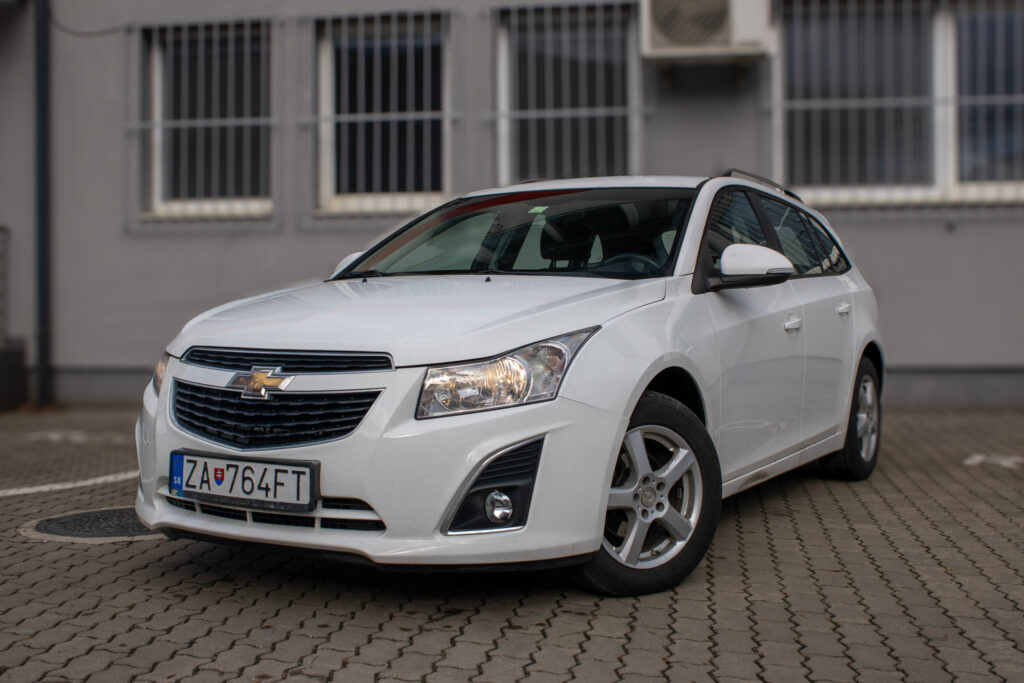 Chevrolet Cruze 1.8 16V LT, 104kW, M5, / AJ NA SPLÁTKY / PROTIÚČET /