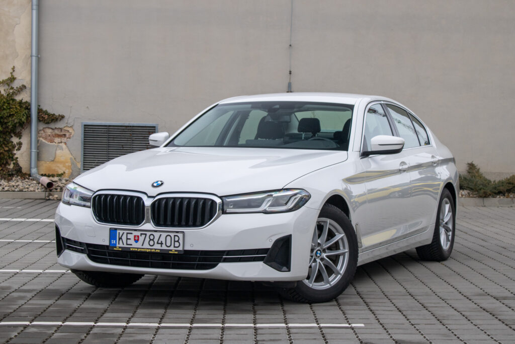 BMW Rad 5 520D mHEV Xdrive / AJ NA SPLÁTKY- PROTIHODNOTA /