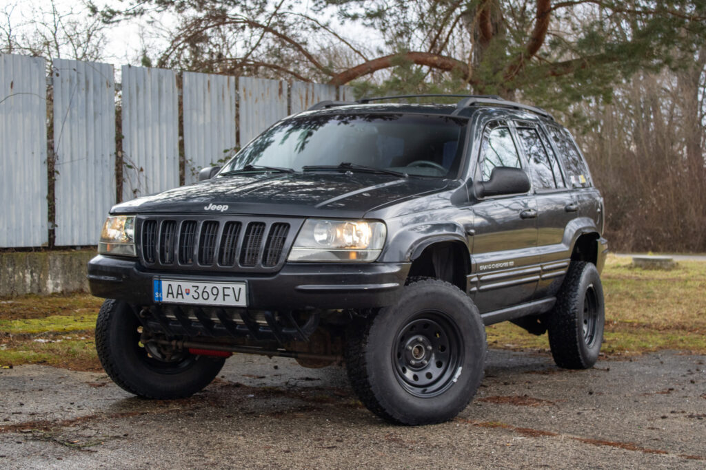 Jeep Grand Cherokee 4.7 Limited A/T aj na SPLÁTKY- PROTIHODNOTA