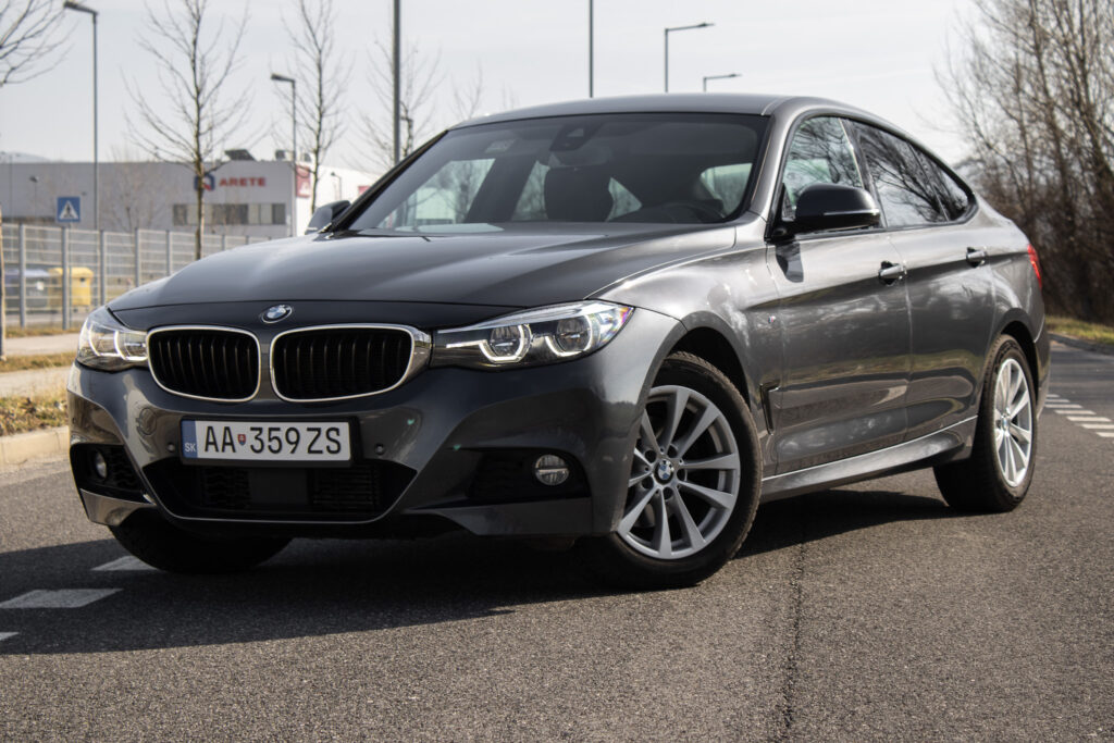 BMW Rad 3 GT 320d  Xdrive A/T / AJ NA SPLÁTKY / PROTIÚČET