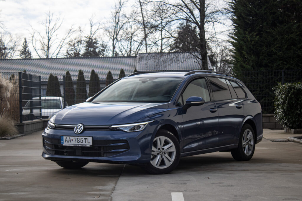 Volkswagen Golf Variant 8  2.0 TDi 2025 /AJ NA SPLÁTKY / PROTIÚČET