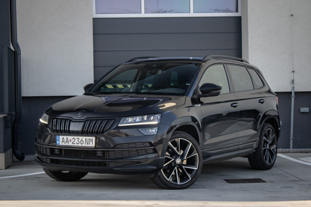 Škoda Karoq 2.0 TDI Sportline DSG 4x4 110kW / AJ NA SPLÁTKY / PROTIÚČET