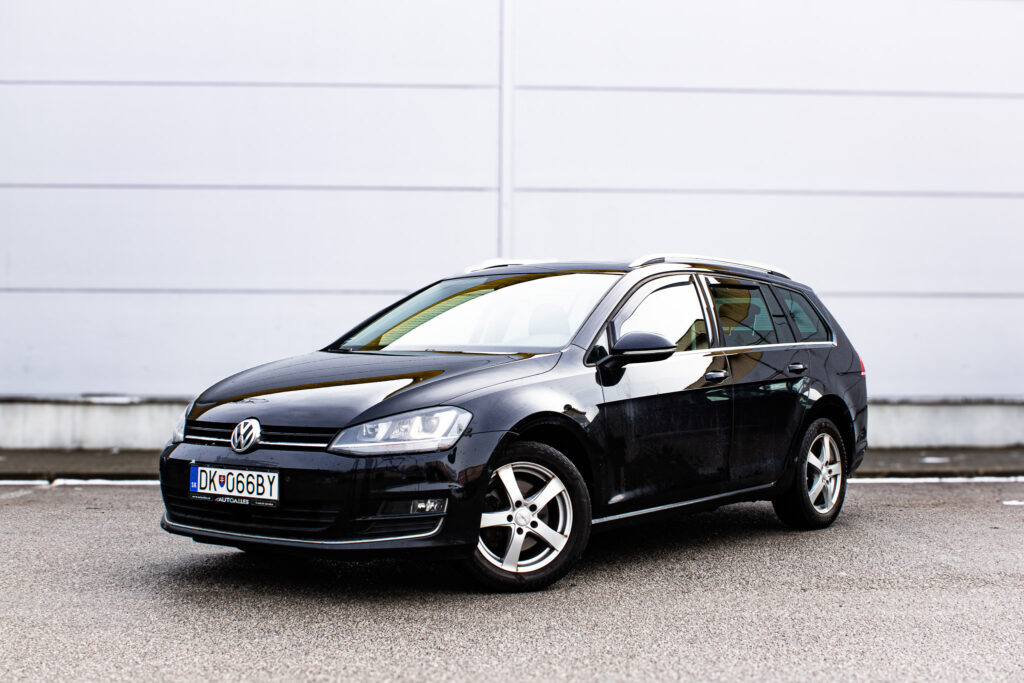Volkswagen Golf Variant 1.6 TDI Comfortline DSG.   FINANCOVANIE/PROTIÚČET