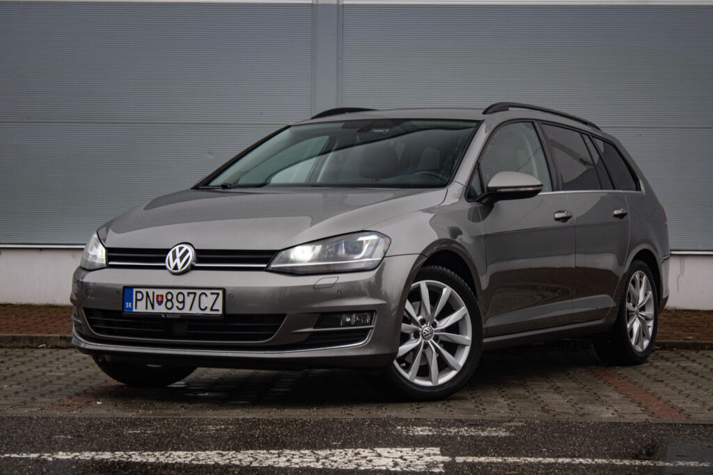 Volkswagen Golf Variant Sk Highline 1.4 TSI 110 Kw DSG / AJ NA SPLÁTKY / PROTIÚČET /