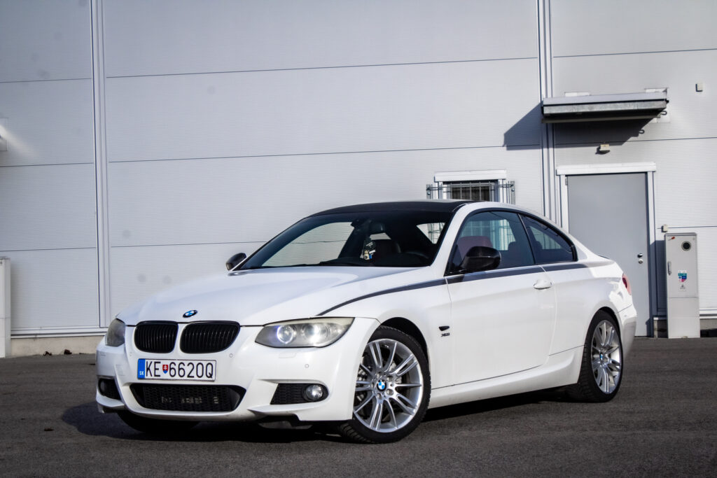 BMW E92 330d xDrive 180kw AT/6 2010 / AJ NA SPLÁTKY / PROTIÚČET