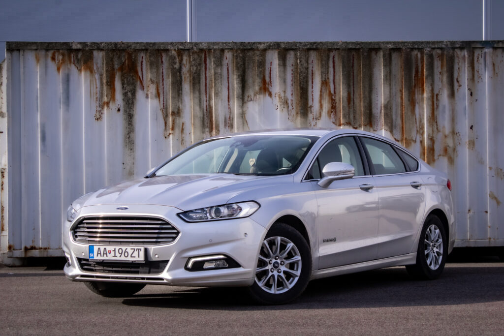 Ford Mondeo 2.0 HEV 103kw CVT 2018 / AJ NA SPLÁTKY / PROTIÚČET