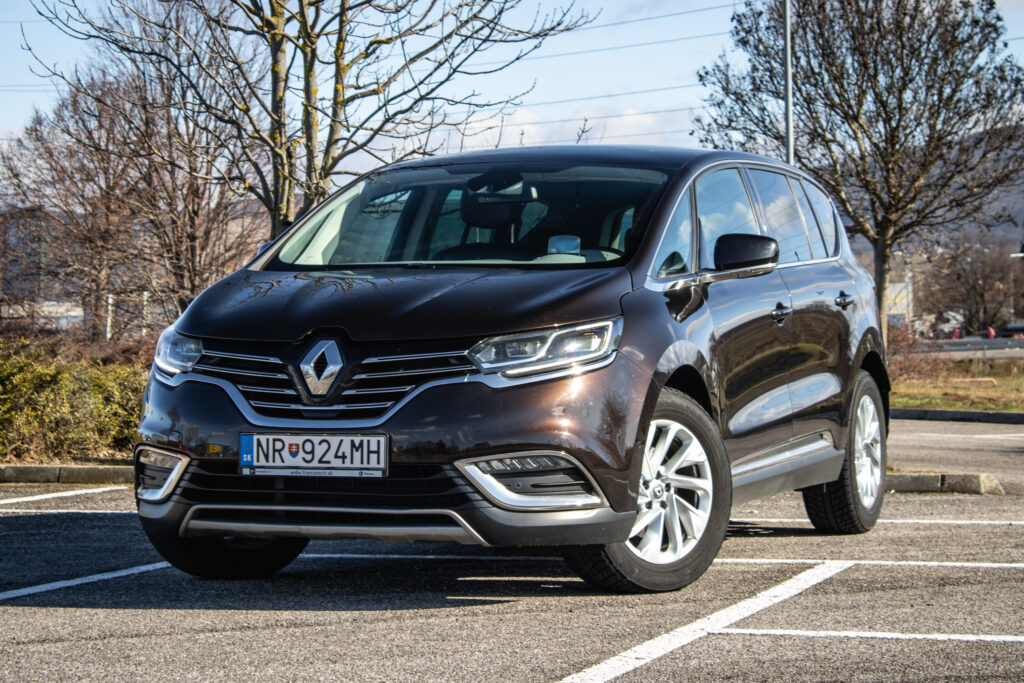 Renault Espace V 1.6 dCi 118kw Zen AT/6 2015 / AJ NA SPLÁTKY / PROTIÚČET