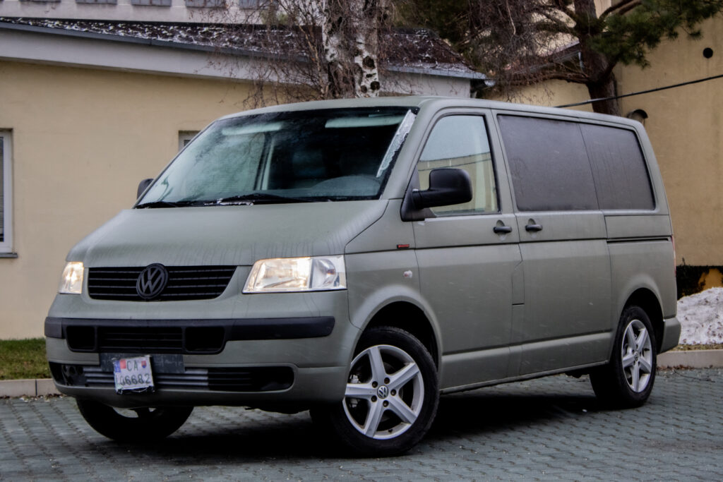 Volkswagen Transporter 2,5 TDi MT6 4x4 96kW 3 miestny ťažné / AJ NA SPLÁTKY / PROTIÚČET /