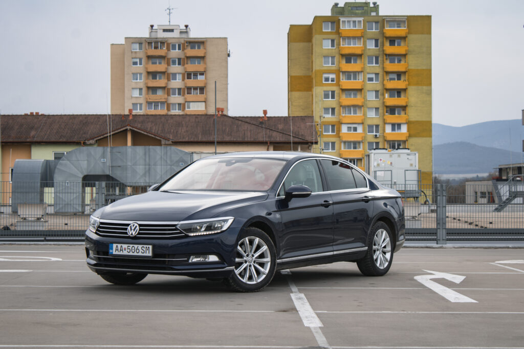 Volkswagen Passat 2.0 TDI 190k BMT Highline DSG, 140kW, A6, 4d /AJ NA SPLÁTKY / PROTIÚČET /