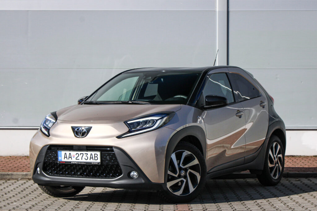 Toyota Aygo X 1.0 VVT-i Style S-CVT / AJ NA SPLÁTKY / PROTIÚČET /