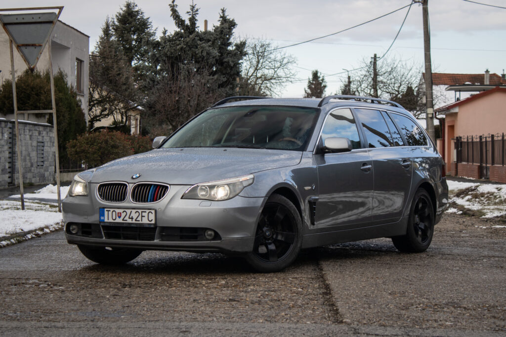 BMW Rad 5 Touring 530d 170kw // AJ NA SPLÁTKY / PROTIÚČET