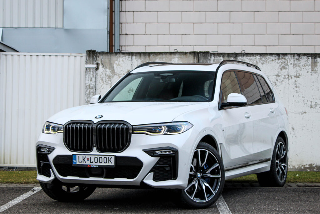 BMW X7 xDrive 30d A/T G07 / AJ NA SPLÁTKY / PROTIÚČET /