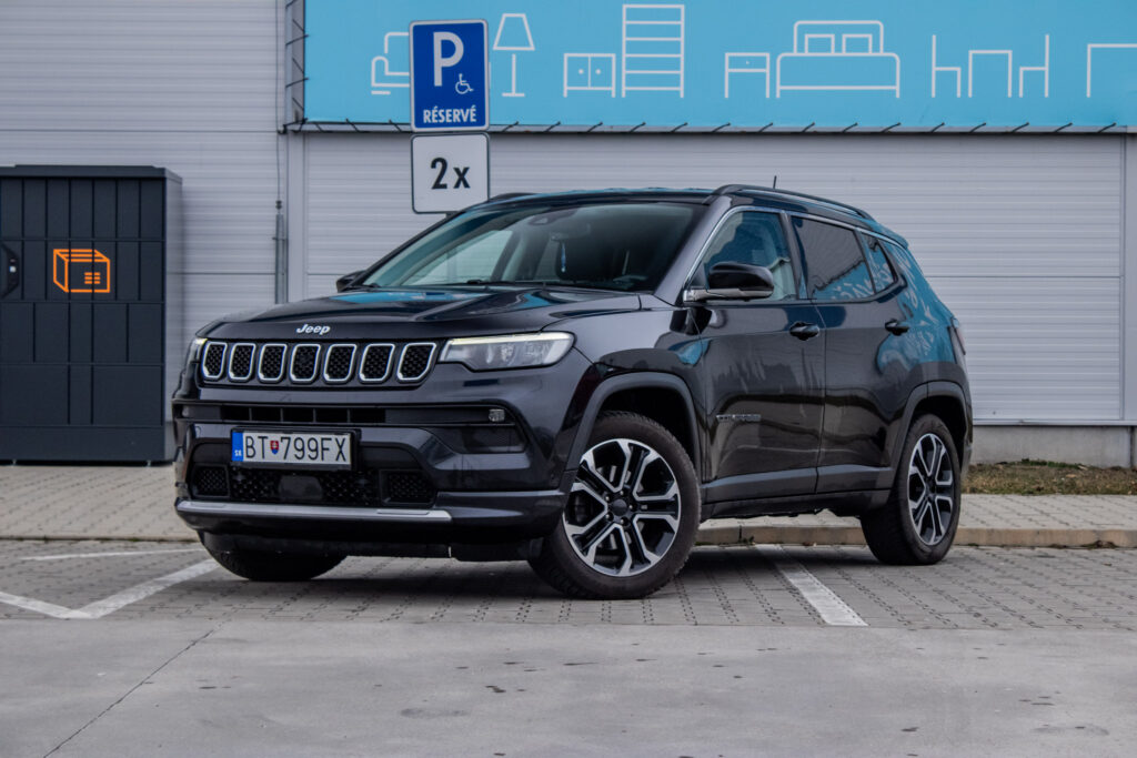 Jeep Compass (Model 2022) 1.3 TURBO 150 Limited / AJ NA SPLÁTKY / PROTIÚČET