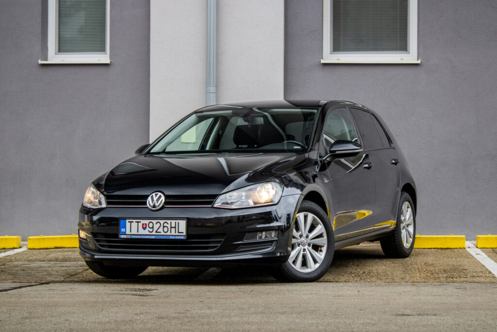 Volkswagen Golf VW  1.6 TDI Comfortline / AJ NA SPLÁTKY / PROTIÚČET /