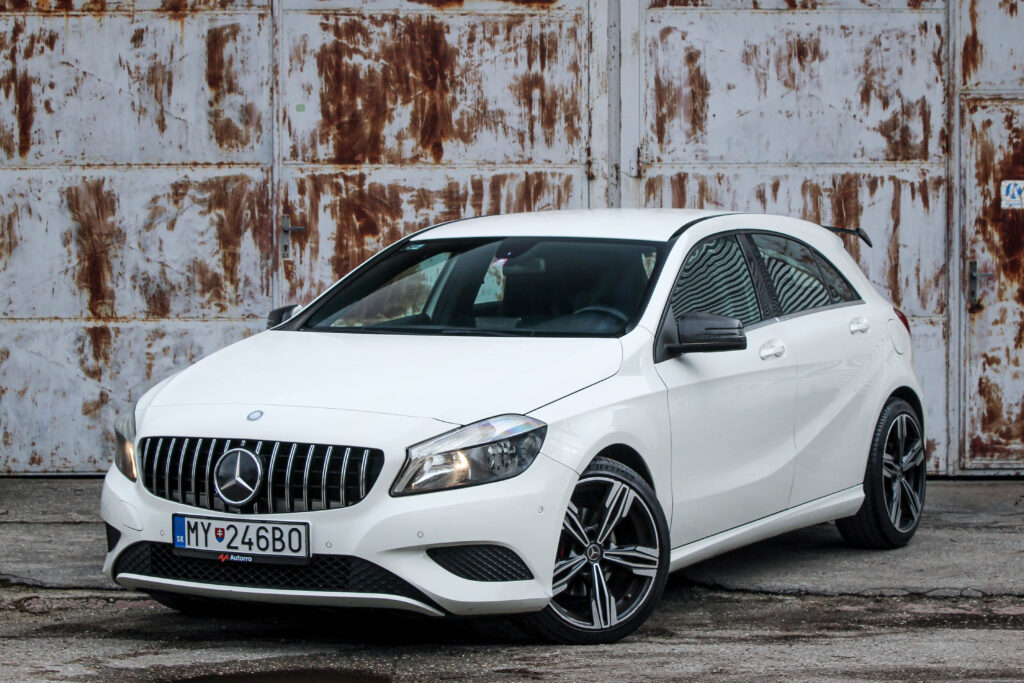 Mercedes-Benz A trieda A180 90kW / AJ NA SPLÁTKY / PROTIÚČET /