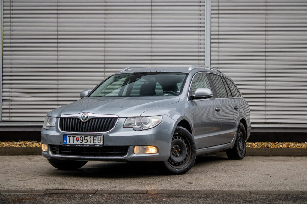 Škoda Superb Combi 2.0 TDI 4x4 DSG / AJ NA SPLÁTKY / PROTIÚČET /