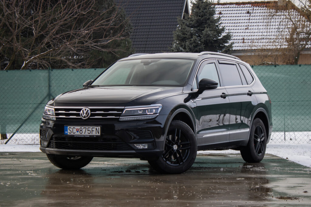 Volkswagen Tiguan 2.0 TDI BMT 4MOTION DSG comfortline // AJ NA SPLÁTKY