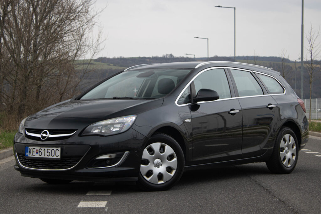 Opel Astra Sport Tourer 2.0 CDTI