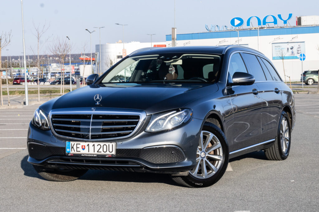 Mercedes-Benz E trieda Kombi 220 d A/T, 143kW (2017) / AJ NA SPLÁTKY / PROTIÚČET /