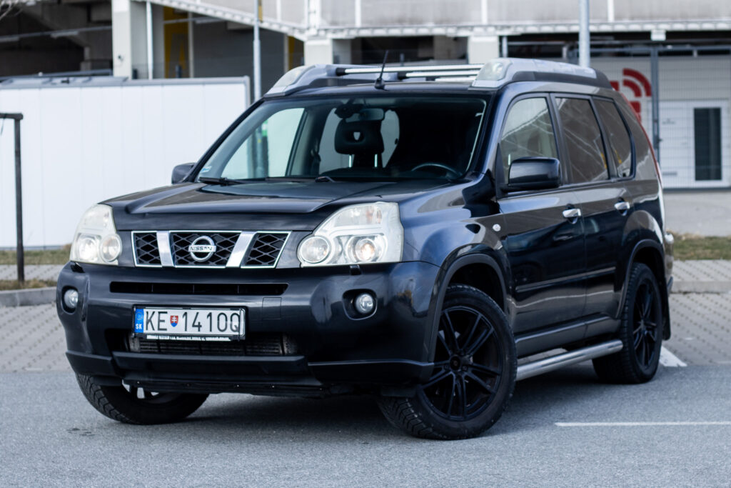 Nissan X-Trail 2.0 dCi 127kW, (2009) / AJ NA SPLÁTKY / PROTIÚČET /