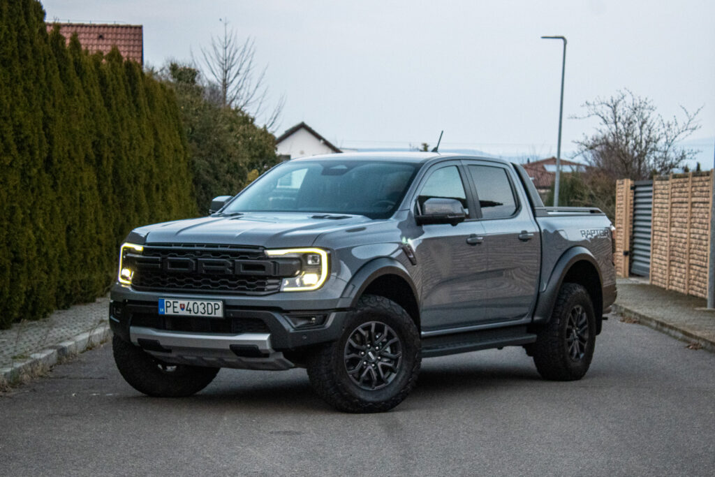 Ford Ranger Raptor Performance 3.0 V6 215kW / AJ NA SPLÁTKY / PROTIHODNOTA /