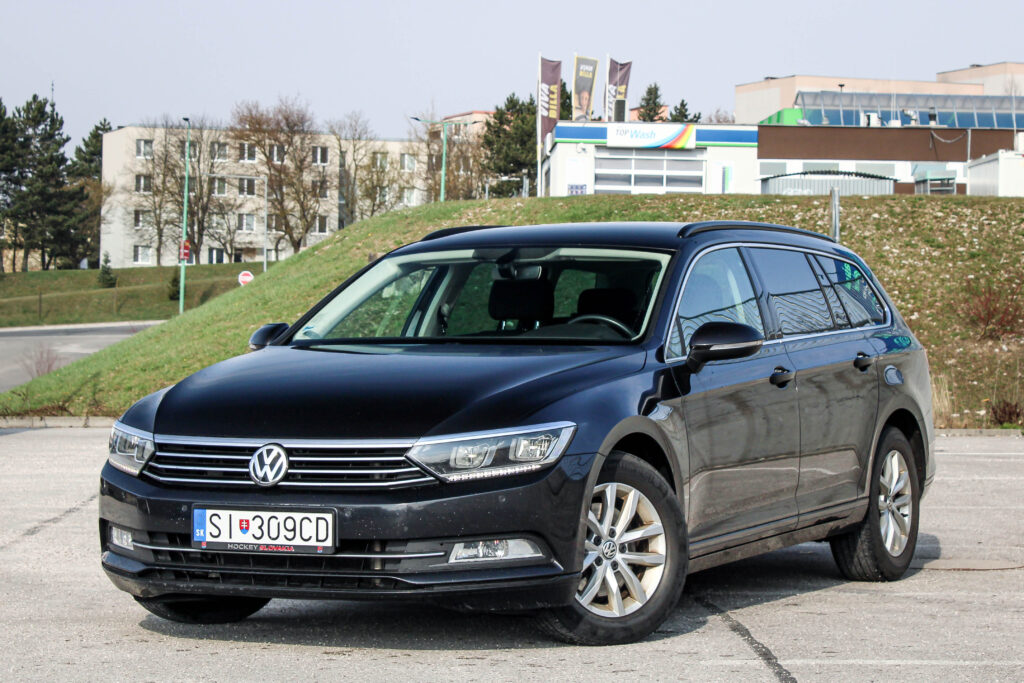 Volkswagen Passat Variant 2.0 TDI 110kW DSG / AJ NA SPLÁTKY / PROTIÚČET /