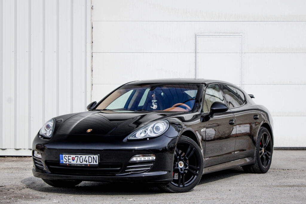 Porsche Panamera 4S 4.8 PDK 294kW / AJ NA SPLÁTKY / PROTIÚČET /