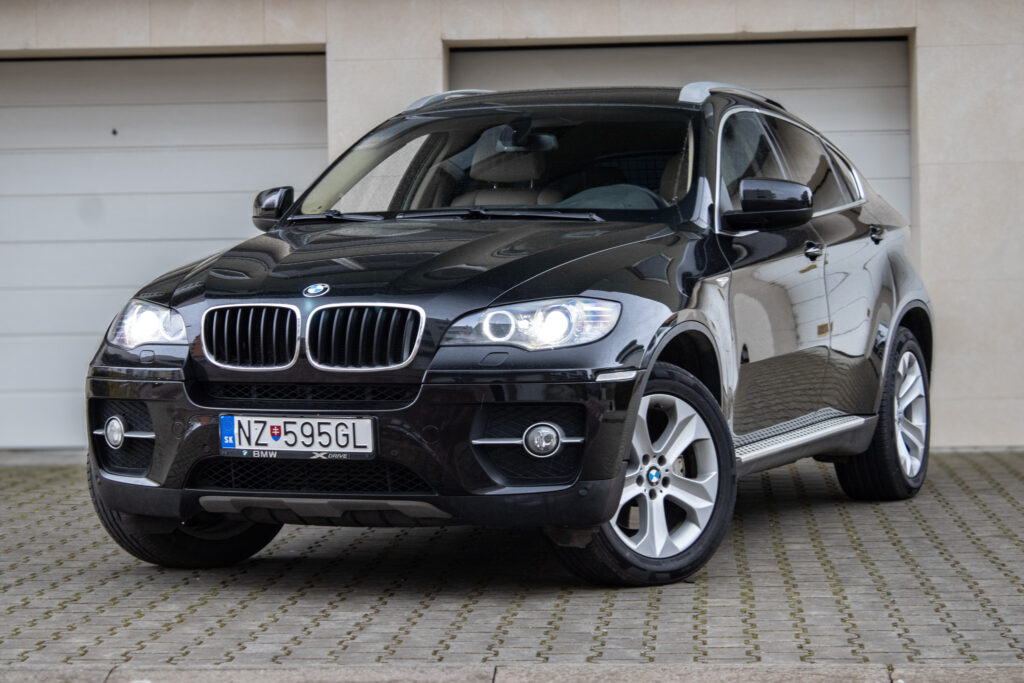 BMW X6 xDrive30d 173kw 4x4 AT/6 2010 / AJ NA SPLÁTKY / PROTIÚČET