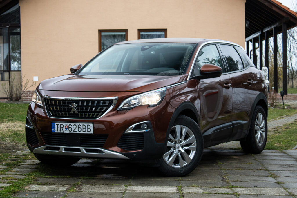 Peugeot 3008 1.6BlueHDi 88kW / AJ NA SPLÁTKY / PROTIHODNOTA /