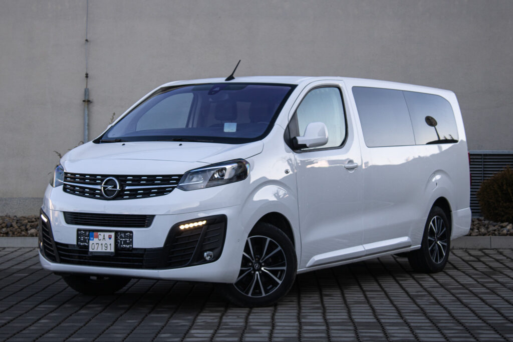 Opel Zafira bezbariérové vozidlo /AJ NA SPLÁTKY / PROTIHODNOTA /