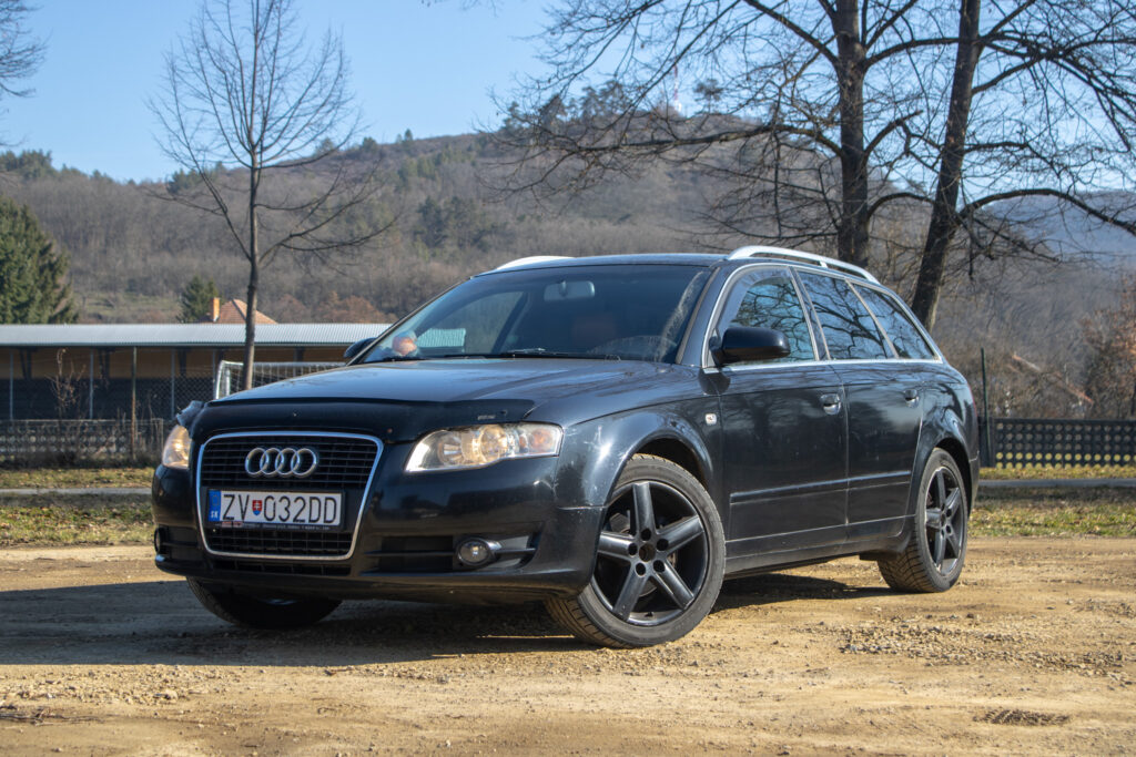 Audi A4 Avant 2.0 TDI / AJ NA SPLÁTKY / PROTIÚČET /