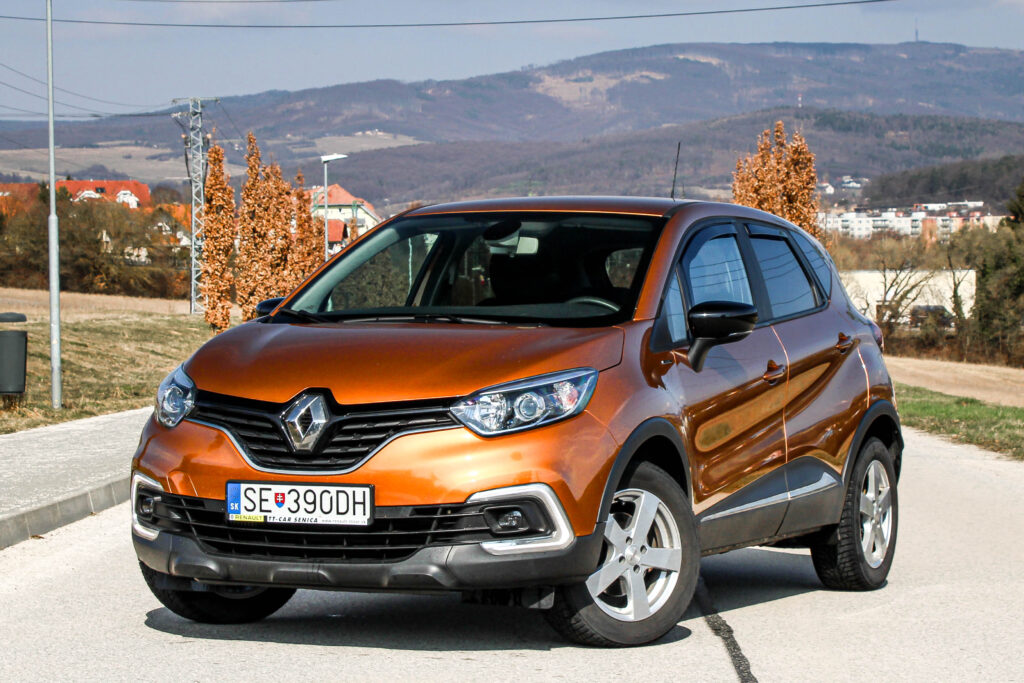 Renault Captur 1.3 TCe 96kW LIMITED / AJ NA SPLÁTKY / PROTIÚČET /