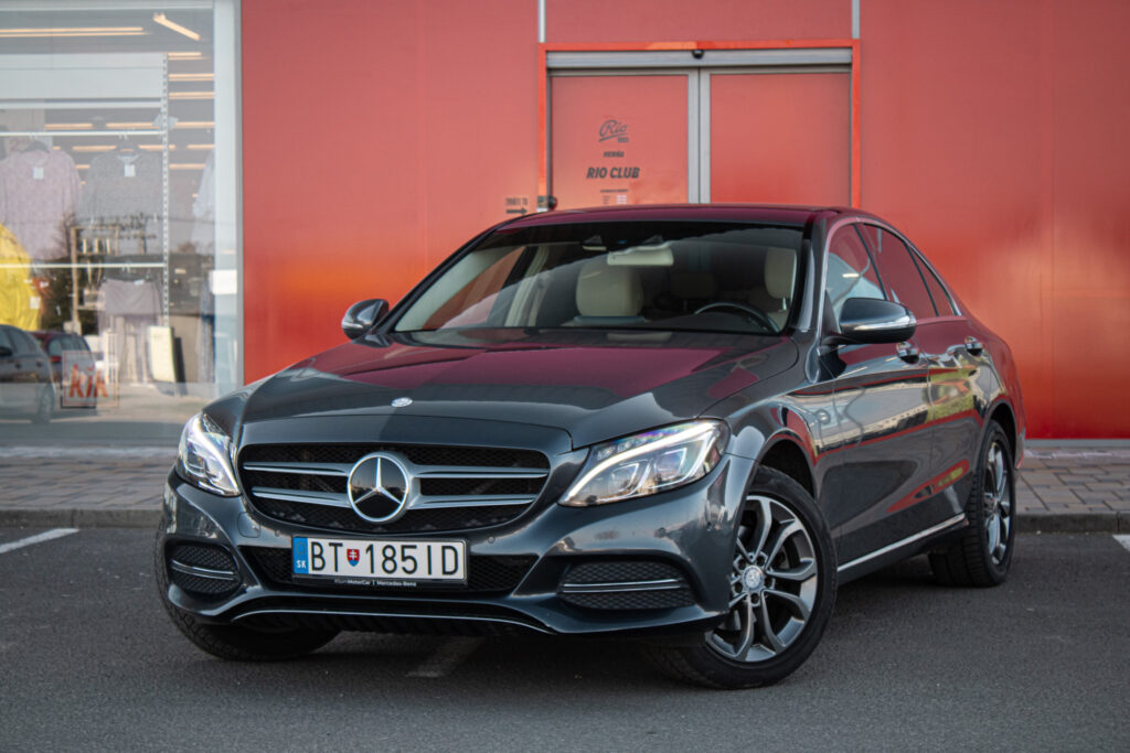 Mercedes-Benz C trieda Sedan 220 CDI  Avantgarde A/T / AJ NA SPLÁTKY - PROTIHODN
