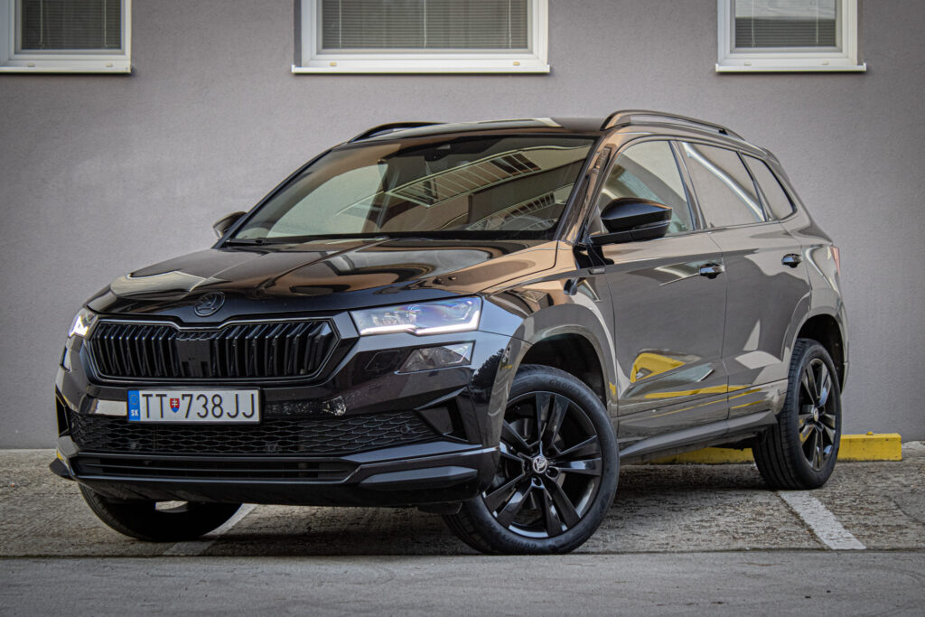 Škoda Karoq 1.5 TSI ACT EVO Sportline DSG / ZÁRUKA / AJ NA SPLÁTKY / PROTIHODNOTA /