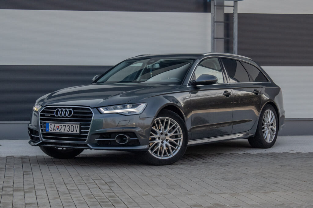 Audi A6 Avant S-LINE 3.0 TDI DPF Quattro / DPH / AJ NA SPLÁTKY / PROTIÚČET