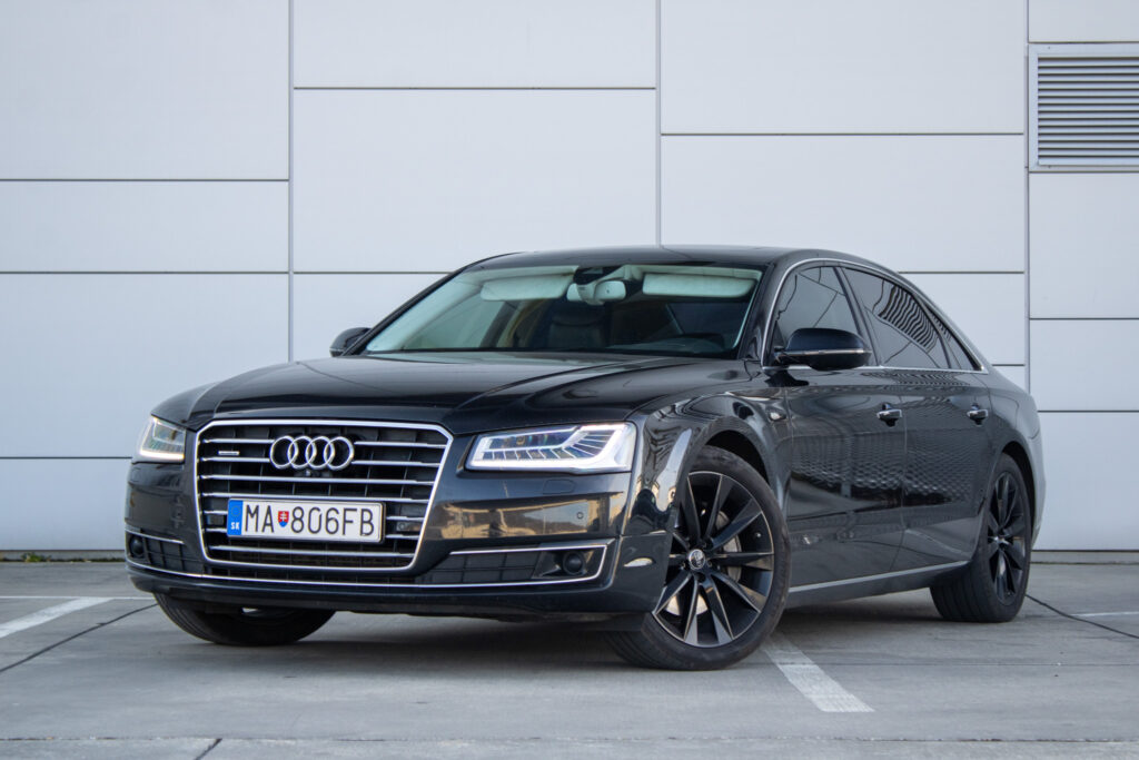 Audi A8 L 3.0 TDI V6 DPF clean diesel quattro tiptronic AJ NA SPLÁTKY / PROTIÚČET