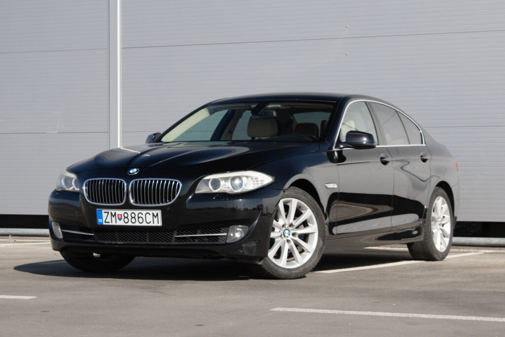 BMW 520d F10 135kw AT/8 2014 / AJ NA SPLÁTKY / PROTIÚČET