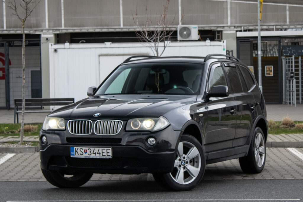 BMW X3 xDrive 35d / 210kW / AT6 / AJ NA SPLÁTKY / PROTIÚČET