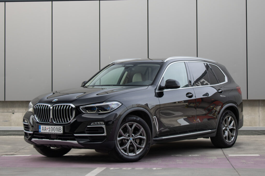 BMW X5 xDrive30d A/T, 195kW,A8 ZÁRUKA / AJ NA SPLÁTKY / PROTIÚČET