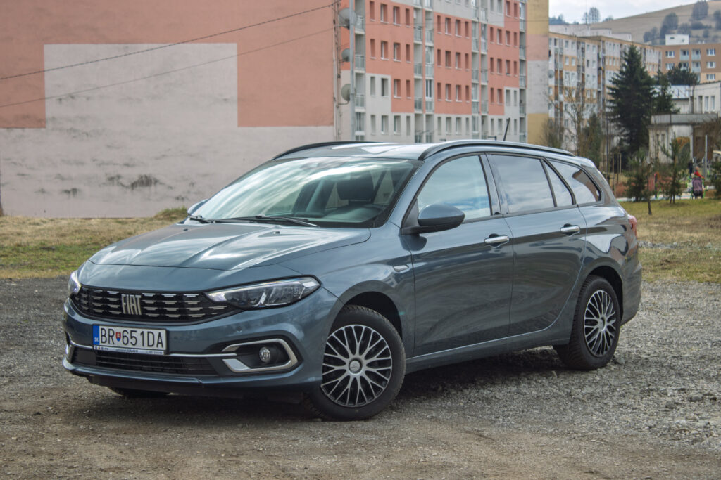 Fiat Tipo 1.0 Firefly Life 74kW M5 MOŽNÁ ZÁRUKA / NA SPLÁTKY / NA PROTIÚČET