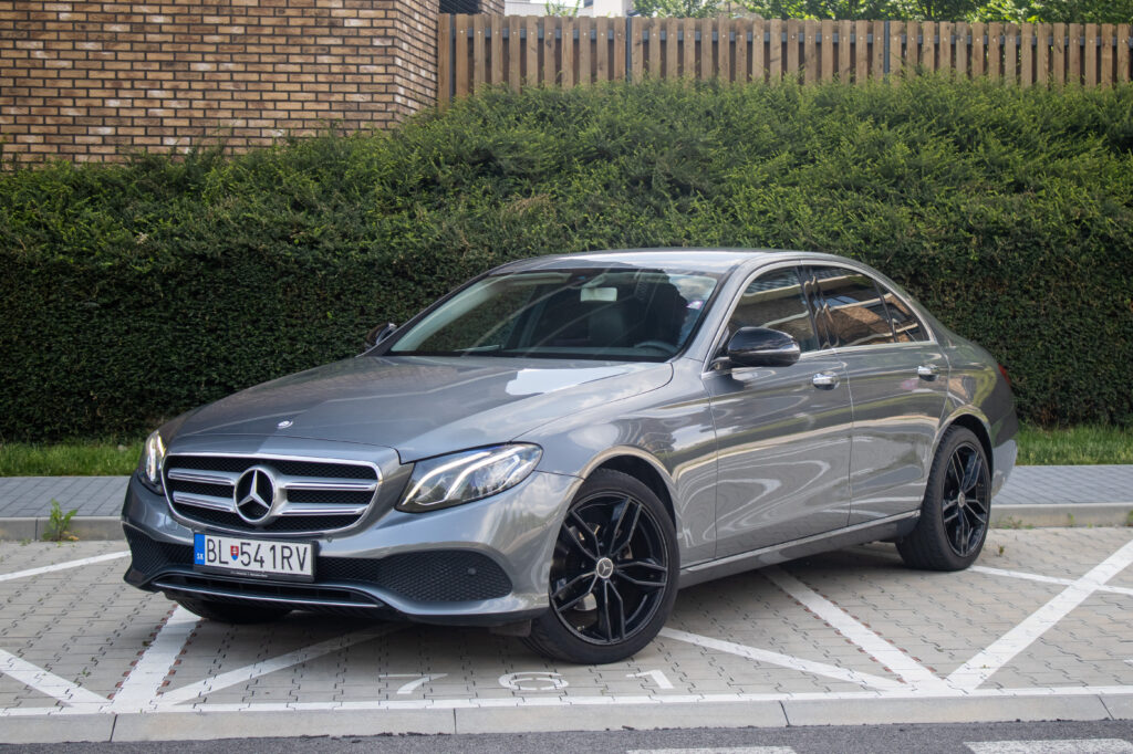 Mercedes-Benz E trieda Sedan 220 d A/T, 143KW, A9, ZÁRUKA / AJ NA SPLÁTKY / PROTIÚČET