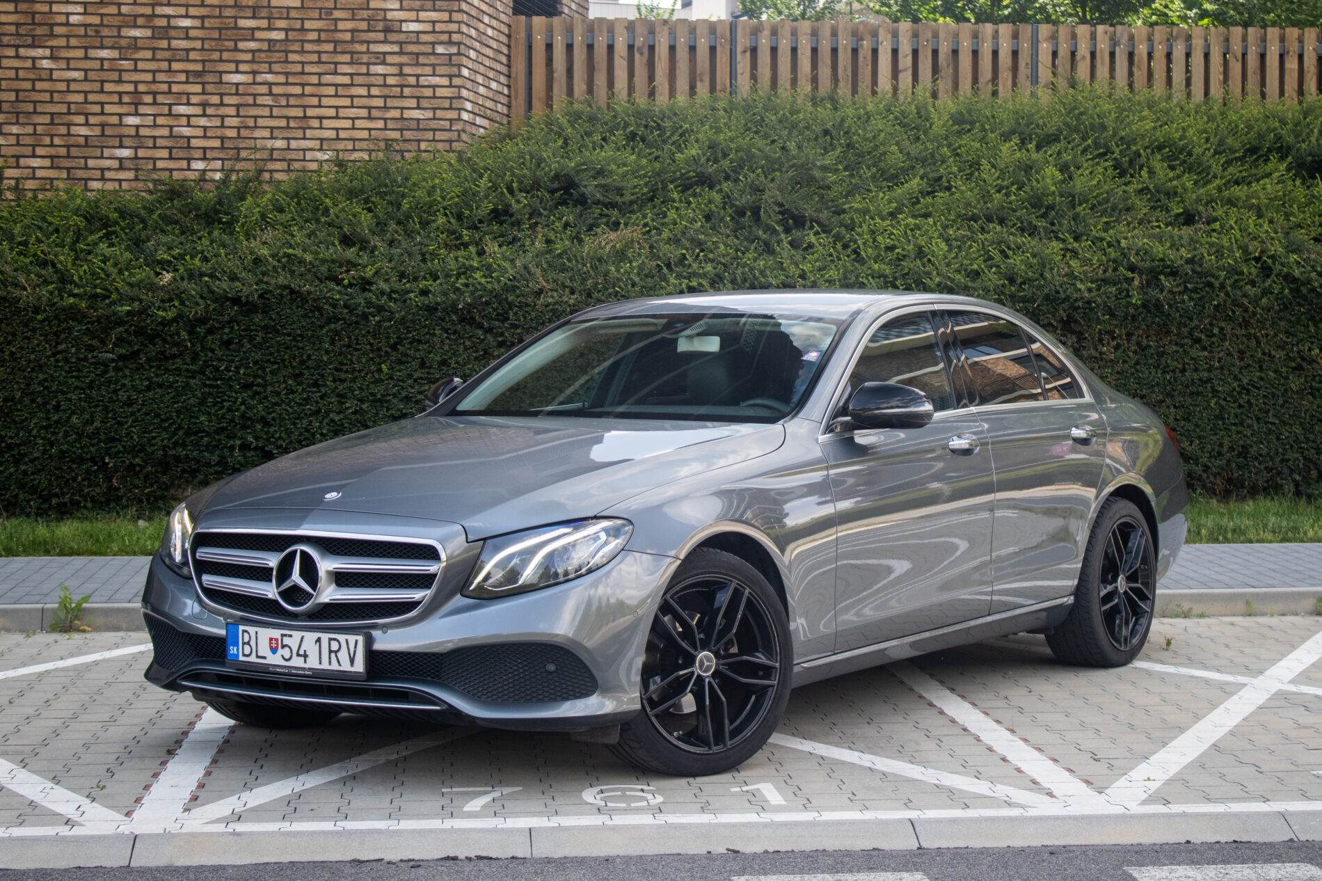 Mercedes-Benz E trieda Sedan 220 d A/T, 143KW, A9, ZÁRUKA / AJ NA SPLÁTKY / PROTIÚČET
